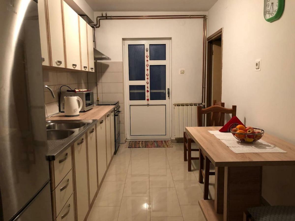 Apartment Dada Бйеловар Екстериор снимка